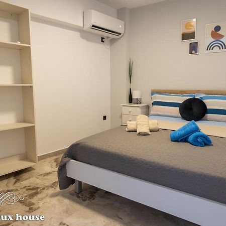 Central Lux House كالاماتا المظهر الخارجي الصورة