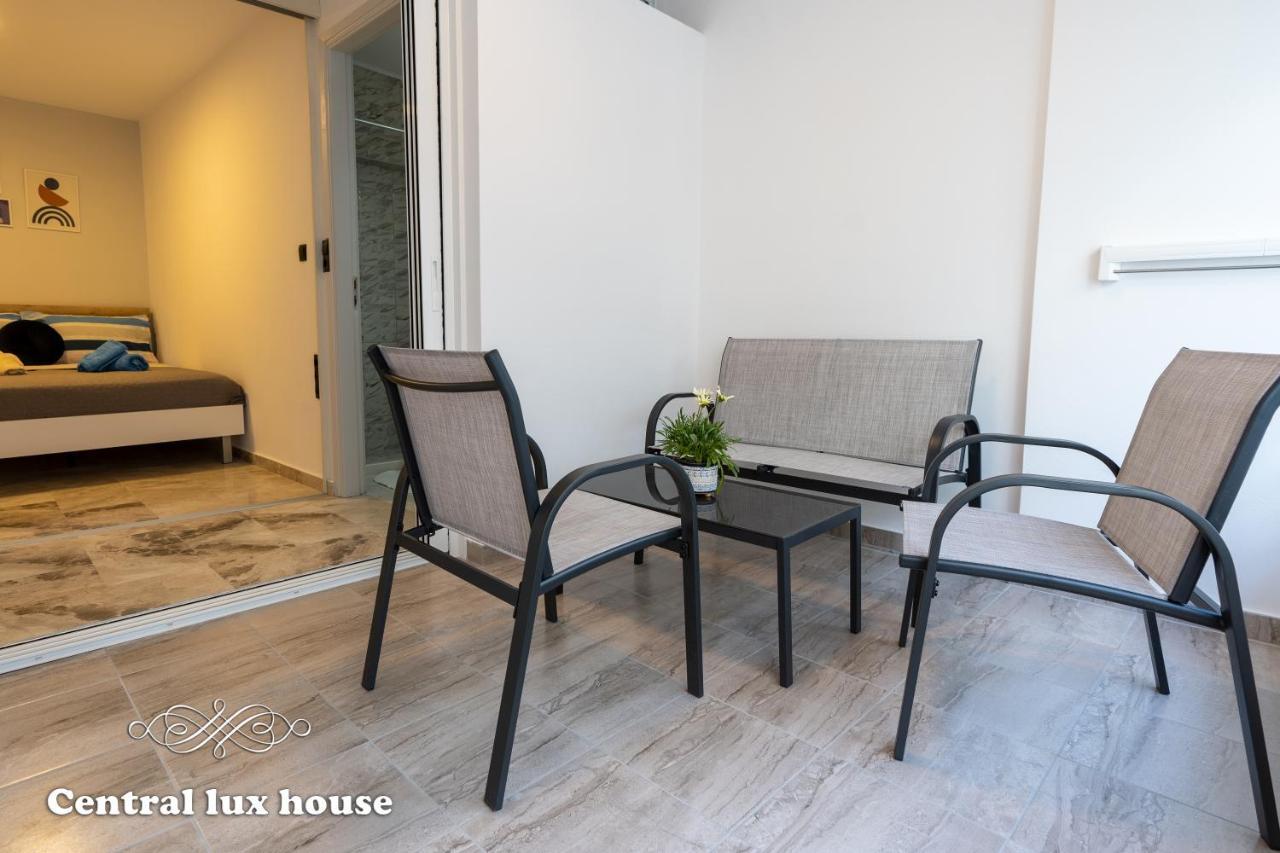 Central Lux House كالاماتا المظهر الخارجي الصورة